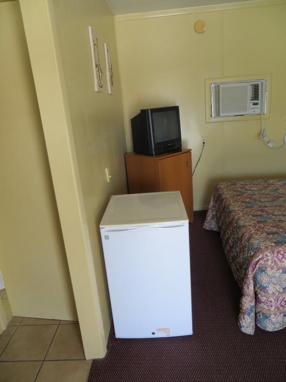Travelers Inn 奥基乔比 客房 照片