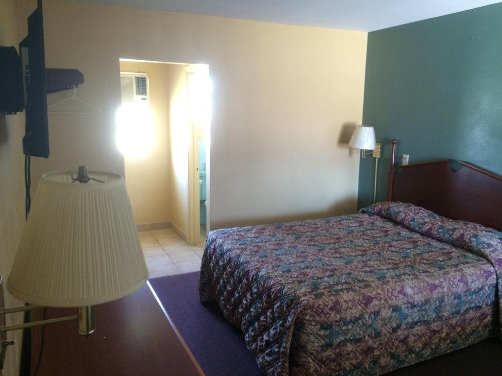Travelers Inn 奥基乔比 外观 照片